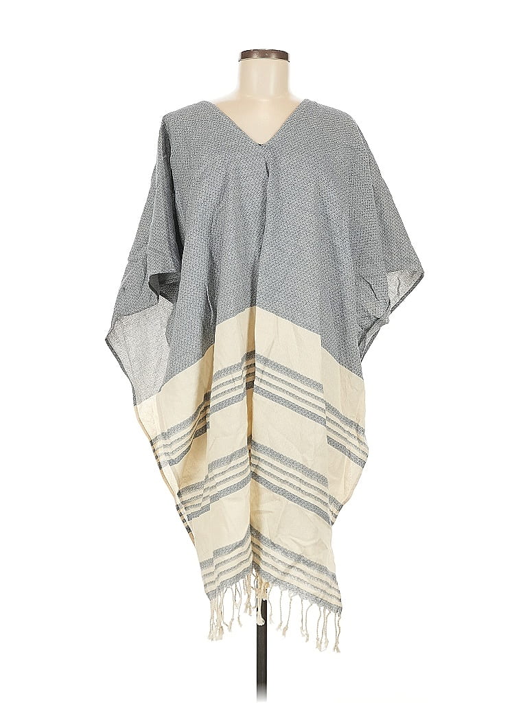 Click to view more detailed imagery on our partner's website Pre-owned Tribe Alive Poncho In Gray