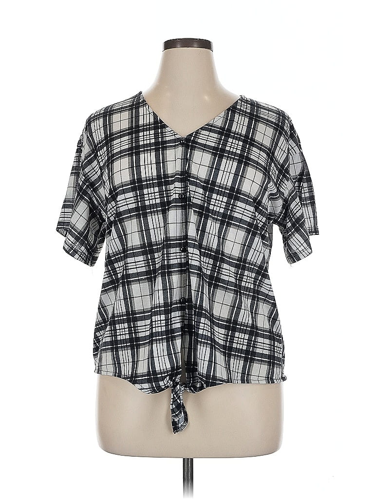 Click to view more detailed imagery on our partner's website Pre-owned Paper Tee Short Sleeve Blouse In Gray