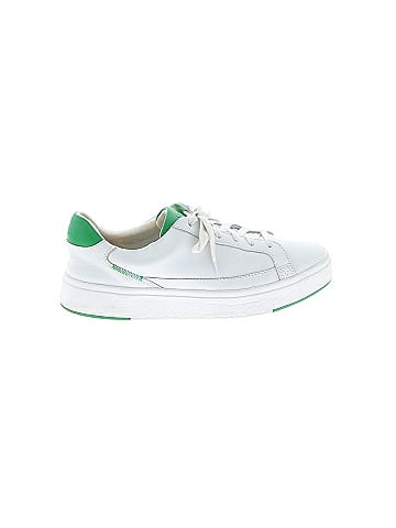 KIZIK Sneakers (view 1)