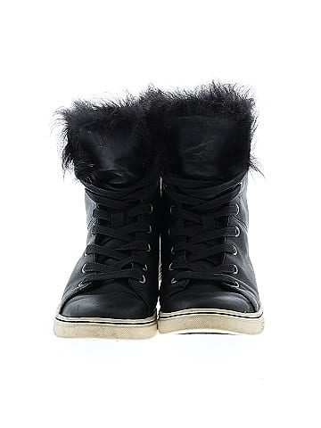 Ugg Boots (view 2)