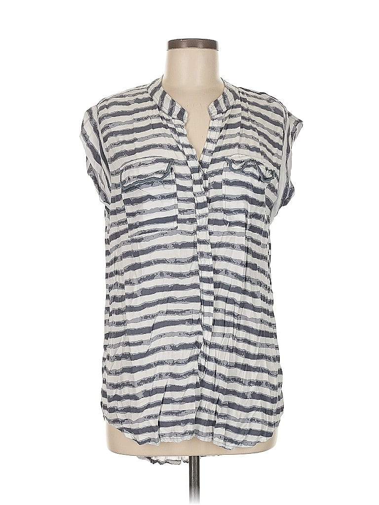 Click to view more detailed imagery on our partner's website Pre-owned Skemo Sleeveless Button Down Shirt In Blue