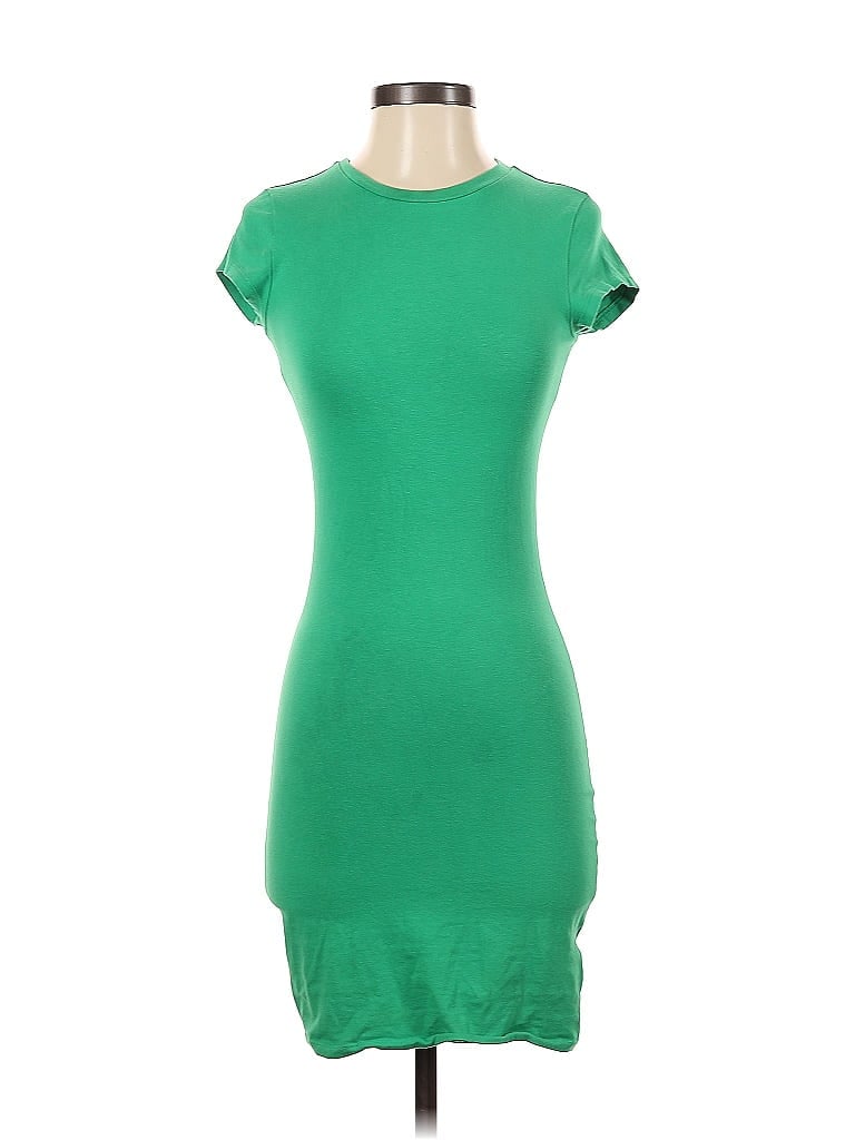 Pre-owned Divided By H&m Casual Dress In Green