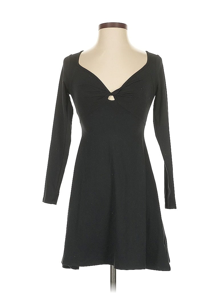 Click to view more detailed imagery on our partner's website Pre-owned Wild Fable Casual Dress In Black