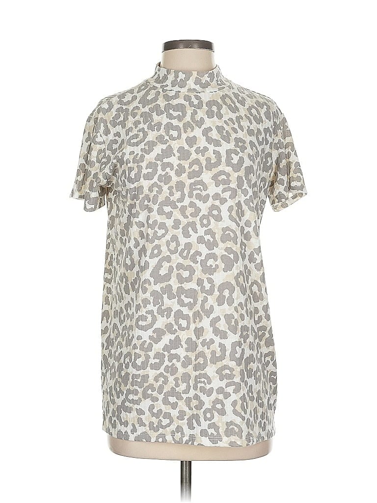 Pre-owned Lularoe Short Sleeve Turtleneck In Silver