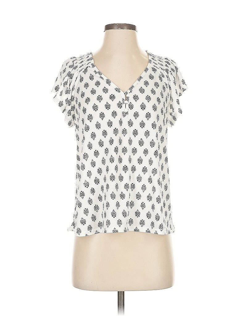 Click to view more detailed imagery on our partner's website Pre-owned Melloday Short Sleeve Blouse In White