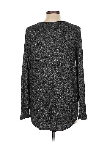 Old Navy Long Sleeve T-Shirt (view 2)