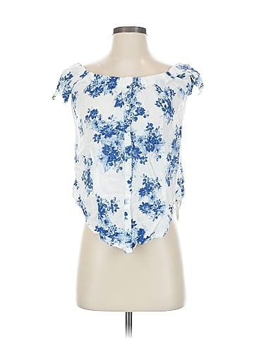 Wink Sleeveless Blouse (view 1)