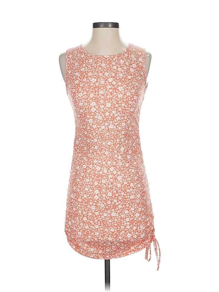 Click to view more detailed imagery on our partner's website Pre-owned Jessica Simpson Casual Dress In Orange