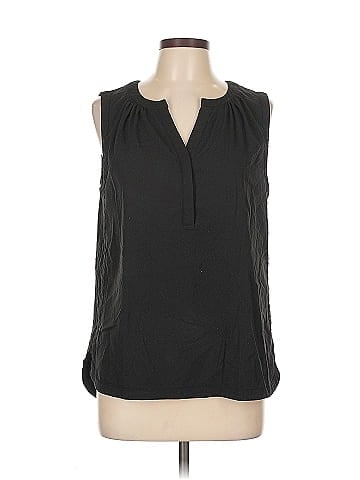 Attention Sleeveless Blouse (view 1)