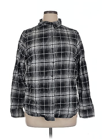 Amazon Essentials Long Sleeve Button-Down Shirt (view 1)