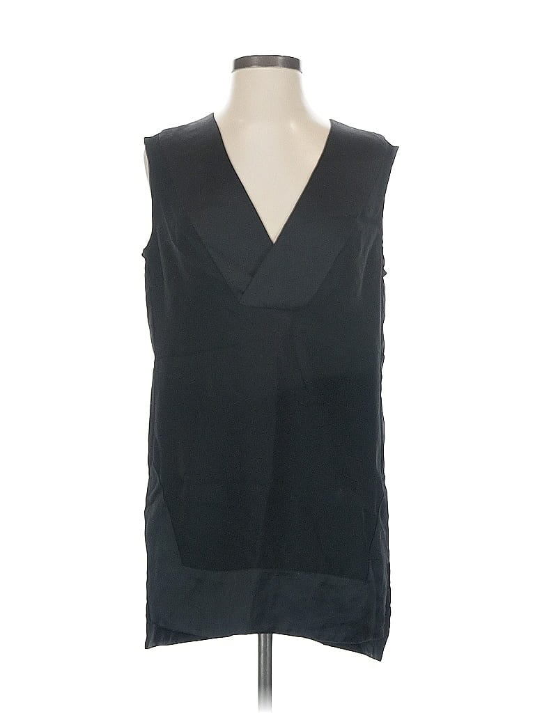 Pre-owned Banana Republic Sleeveless Blouse In Black