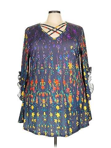 Lily by Firmiana 3/4 Sleeve Blouse (view 1)