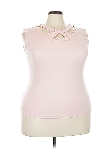 Attention Sleeveless Top (view 1)