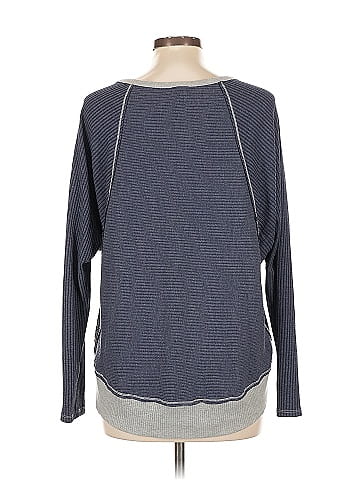 Hem & Thread Pullover Sweater (view 2)