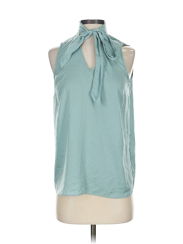 Click to view more detailed imagery on our partner's website Pre-owned Banana Republic Factory Store Sleeveless Blouse In Blue