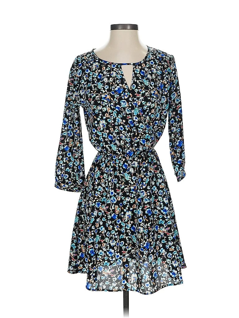 Click to view more detailed imagery on our partner's website Pre-owned Lush Casual Dress In Blue