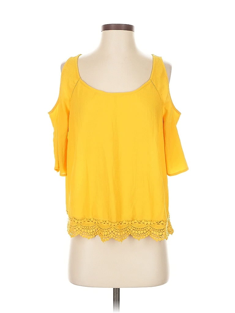 Pre-owned Guess Short Sleeve Top Yellow Cold Shoulder Neckline Tops