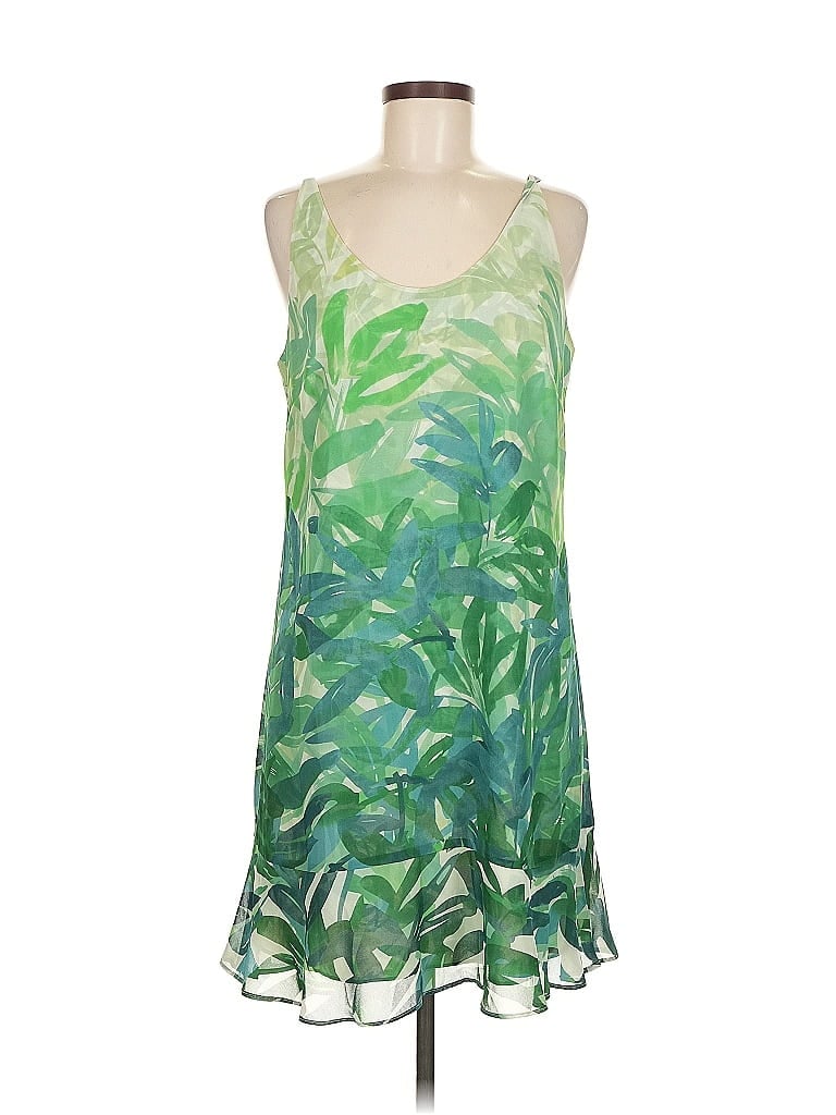Click to view more detailed imagery on our partner's website Pre-owned Cabi Casual Dress In Green
