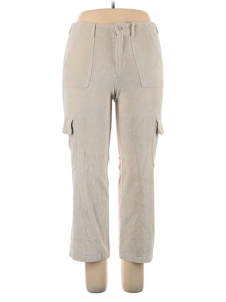 Click to view more detailed imagery on our partner's website Pre-owned Abercrombie Cargo Pants In Gray