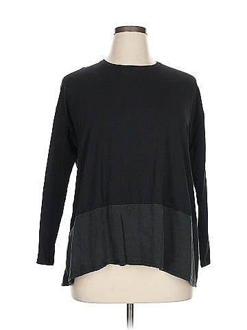 Lululemon Athletica 3/4 Sleeve T-Shirt (view 1)