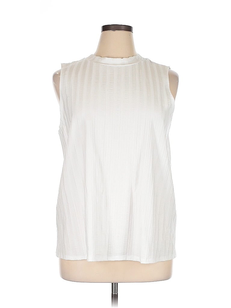 Pre-owned Eileen Fisher Sleeveless T-shirt In White