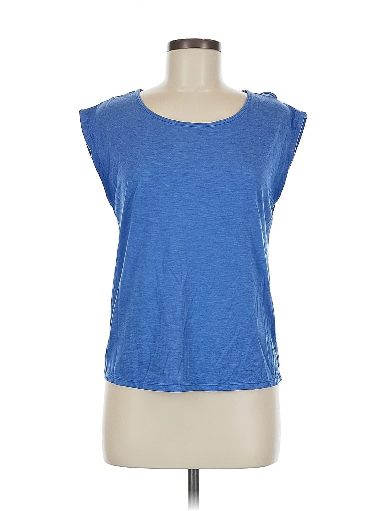 Click to view more detailed imagery on our partner's website Pre-owned Cascade Sport Sleeveless T-shirt In Blue