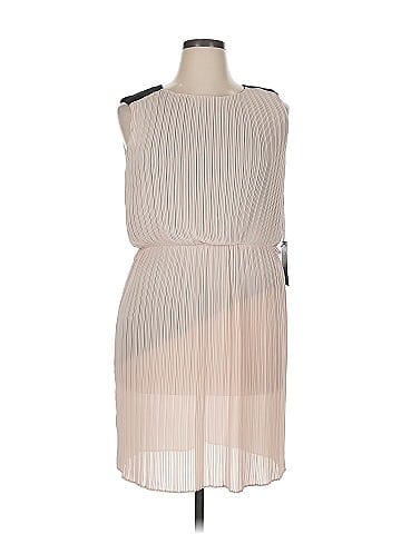 Jennifer Lopez Cocktail Dress (view 1)