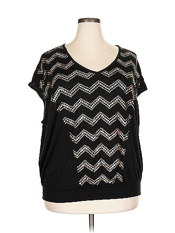 Eyeshadow Short Sleeve Top (view 1)