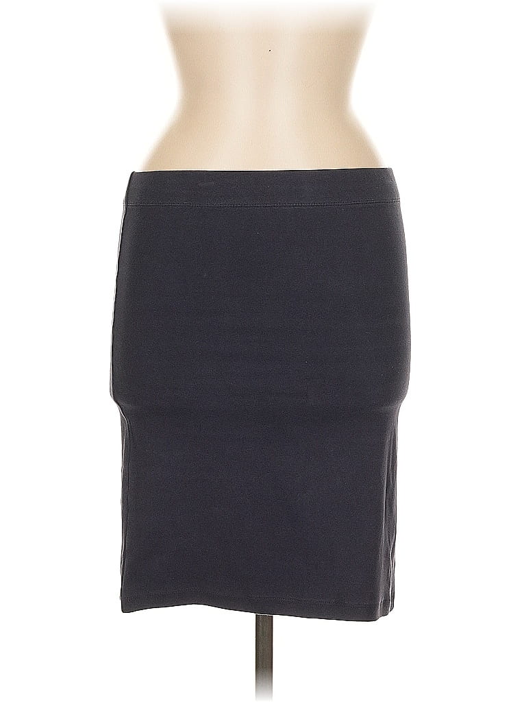 Click to view more detailed imagery on our partner's website Pre-owned Gap Casual Skirt In Black