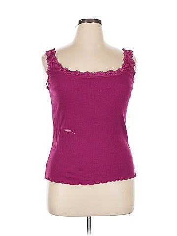 Newport News Tank Top (view 1)