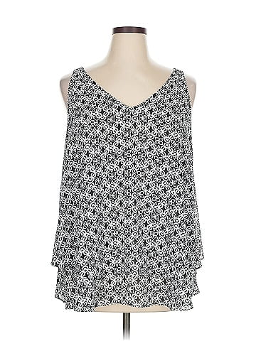 Lane Bryant Outlet Sleeveless Blouse (view 1)