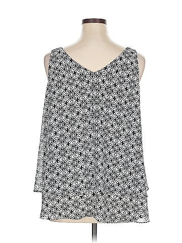 Lane Bryant Outlet Sleeveless Blouse (view 2)