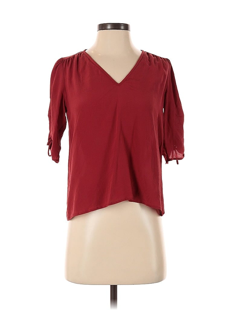 Click to view more detailed imagery on our partner's website Pre-owned Madewell Short Sleeve Blouse In Burgundy