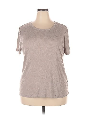24/7 Maurices Short Sleeve T-Shirt (view 1)
