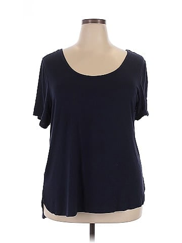 Lane Bryant Outlet Short Sleeve T-Shirt (view 1)