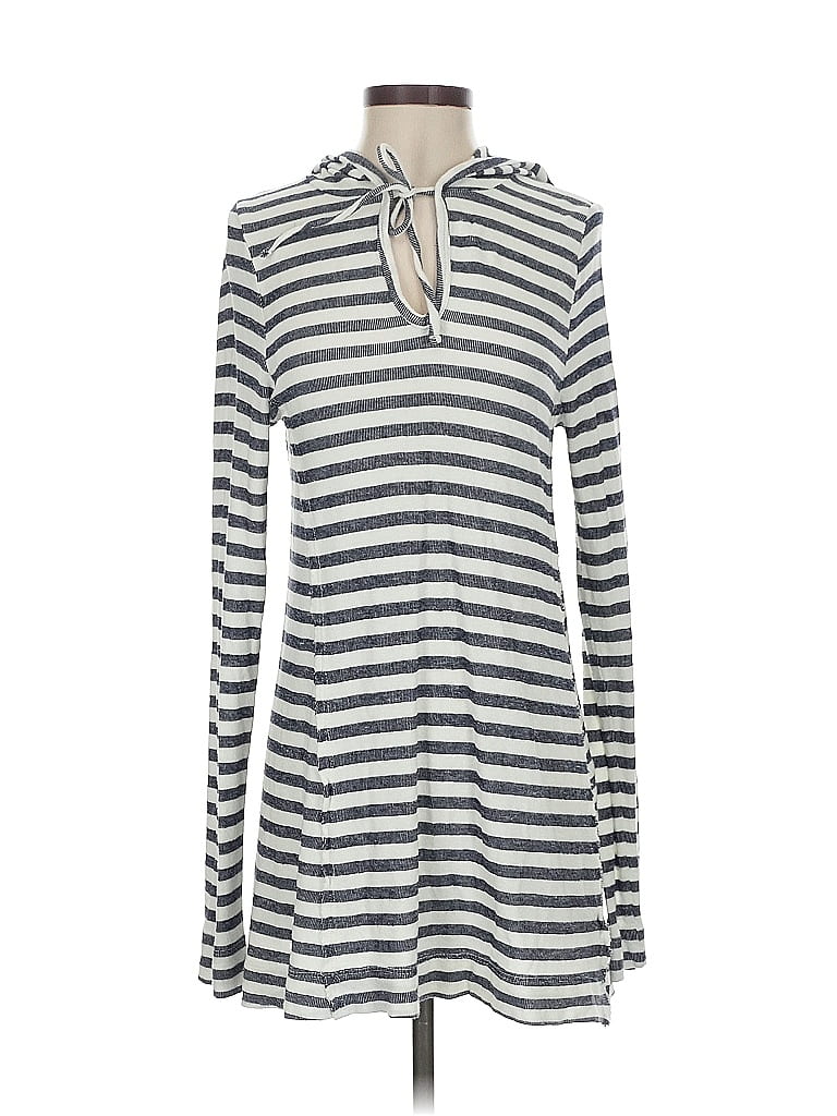 Pre-owned T.la Cardigan Sweater In Silver