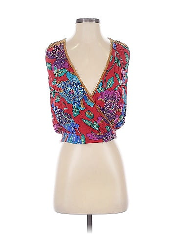 Tiny Sleeveless Blouse (view 1)