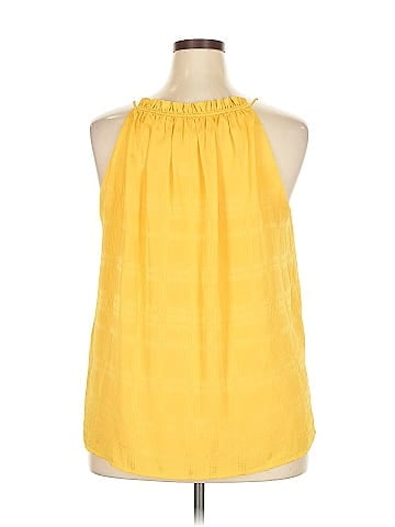 Skies Are Blue Casual Dress (view 2)
