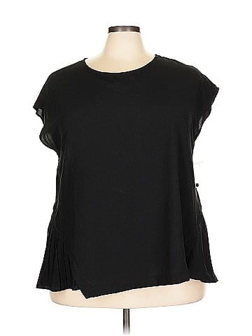 Lord & Taylor Short Sleeve Top (view 1)