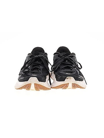 Saucony Sneakers (view 2)