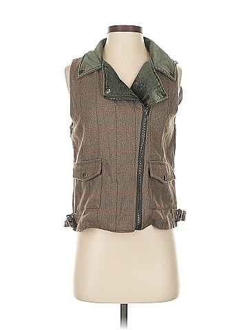 Hem & Thread Vest (view 1)