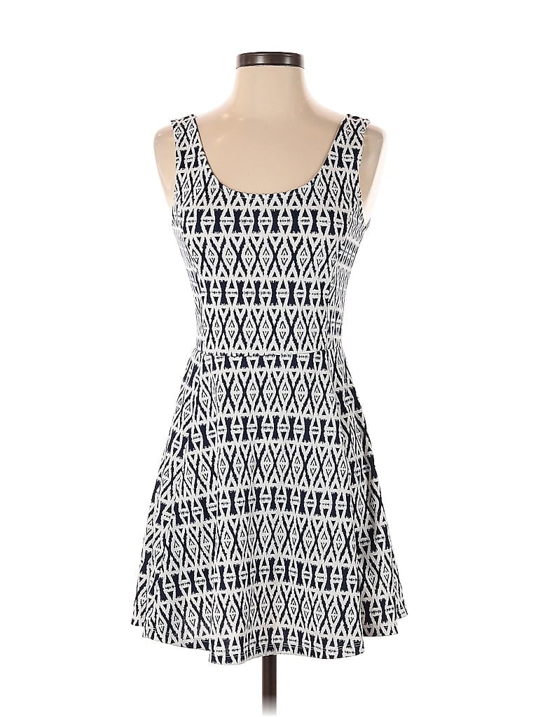 Pre-owned Divided By H&m Casual Dress In Blue