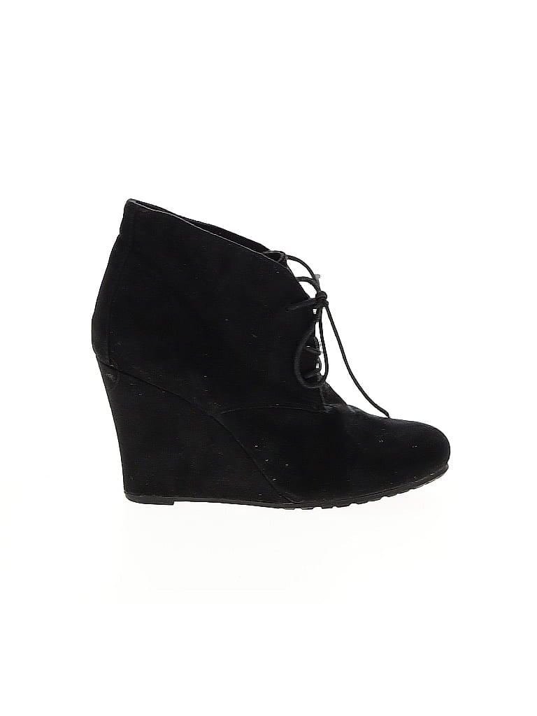 Pre-owned Forever 21 Wedges In Black