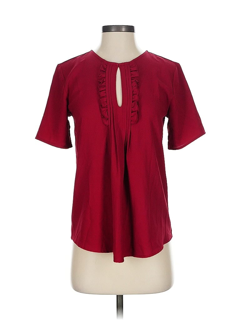 Click to view more detailed imagery on our partner's website Pre-owned Ann Taylor Short Sleeve Blouse In Burgundy