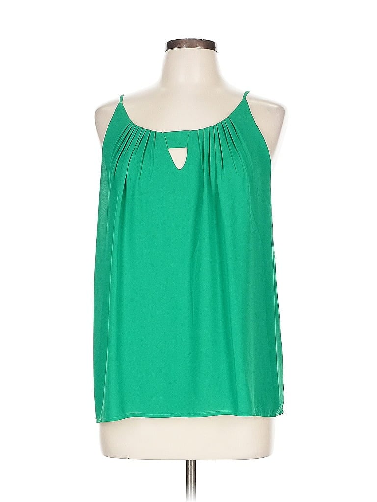 Pre-owned Q & A Sleeveless Blouse In Green