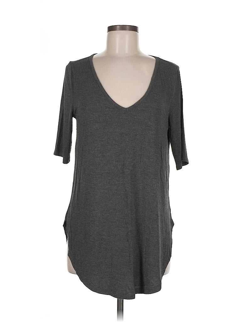 Pre-owned Torrid 3/4 Sleeve T-shirt In Gray