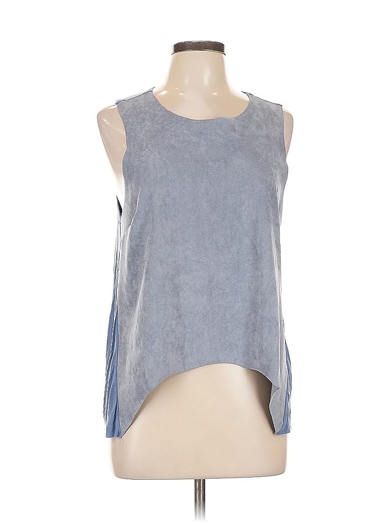 Click to view more detailed imagery on our partner's website Pre-owned Bishop + Young Sleeveless Blouse In Gray