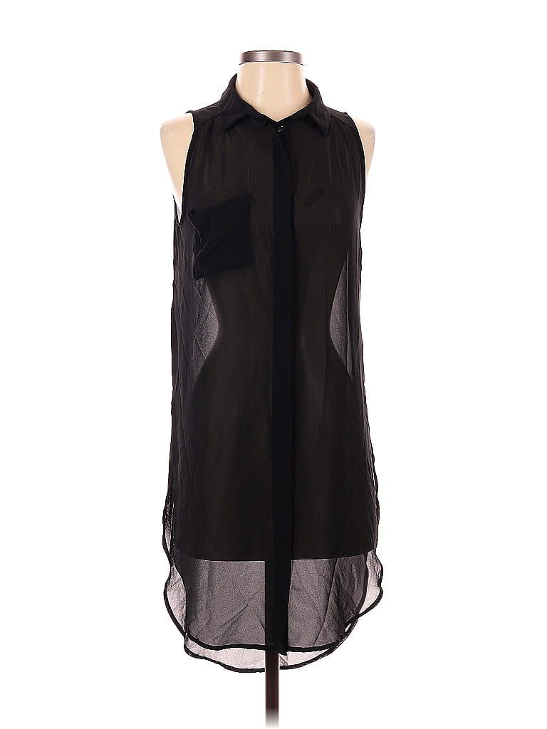 Click to view more detailed imagery on our partner's website Pre-owned Lush Sleeveless Blouse In Black