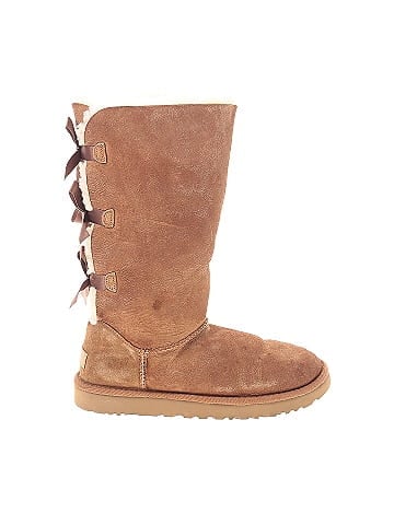 Ugg Boots (view 1)