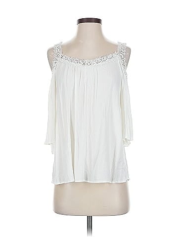 Pull&Bear Sleeveless Blouse (view 1)